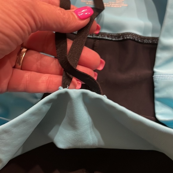 FILA SPORT woman’s live in motion activewear capris turquoise black size Med - Picture 5 of 9